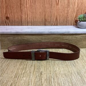 Fossil Men's Classic Brown Leather Belt with Brushed Metal Buckle